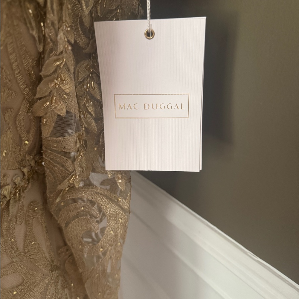 Mac Duggal Gold Embroidered Lace Appliqué Trumpet Gown. Size 10. NWT. - Picture 7 of 7